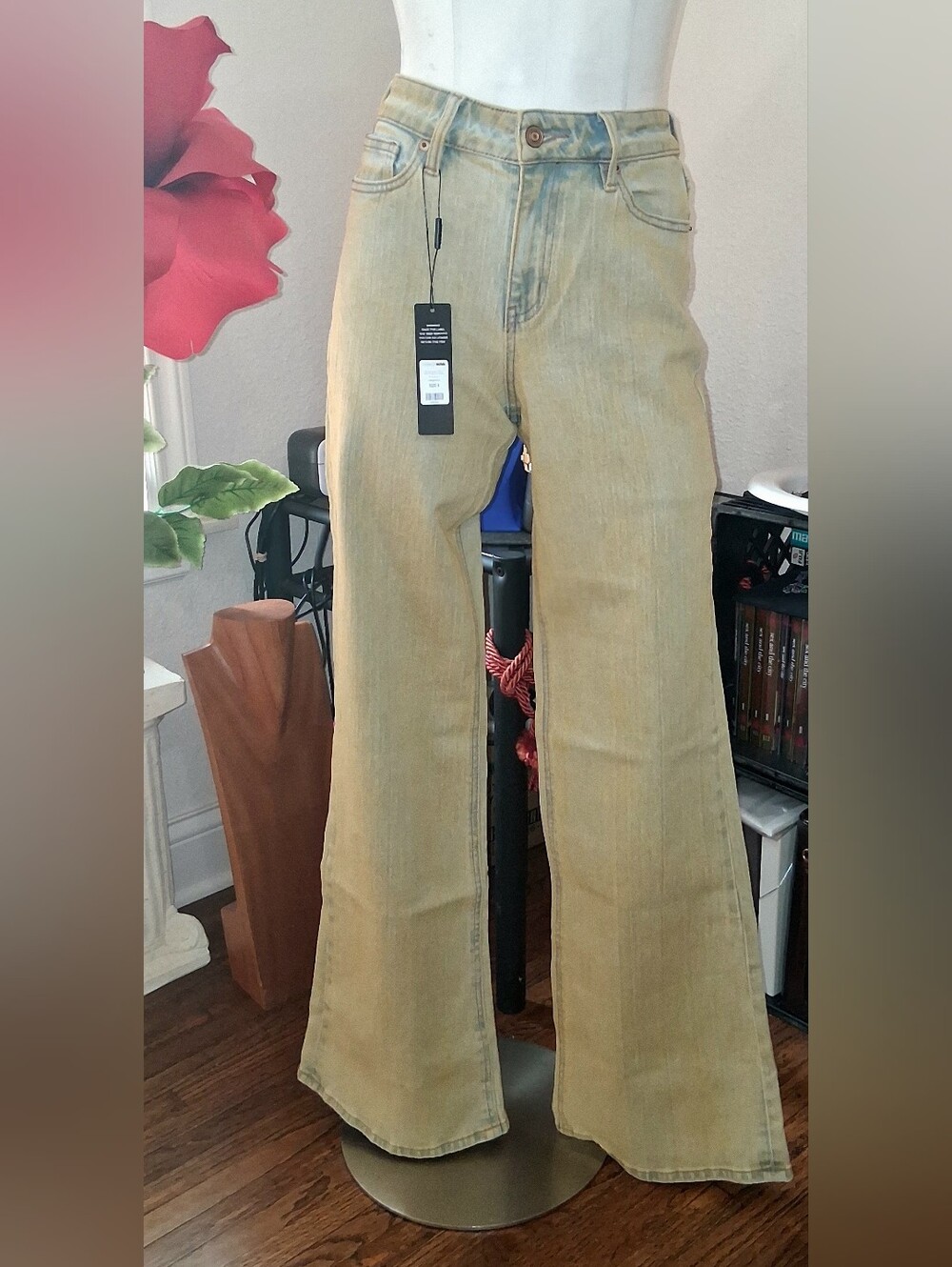 Wide-Leg Tinted Jeans